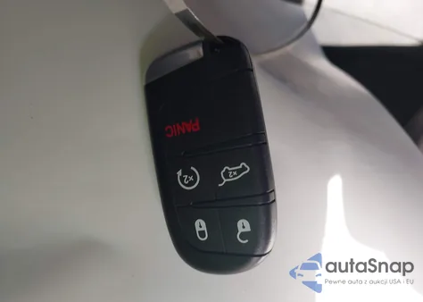 2019 Jeep Grand Cherokee Altitude 4X2 from USA, damaged, VIN 1C4RJEAG0KC543055